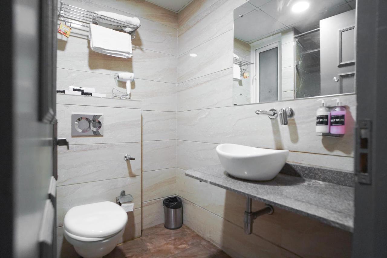 Saltstayz Express - Medicity Near Medanta Hospital Gurgaon Exterior photo