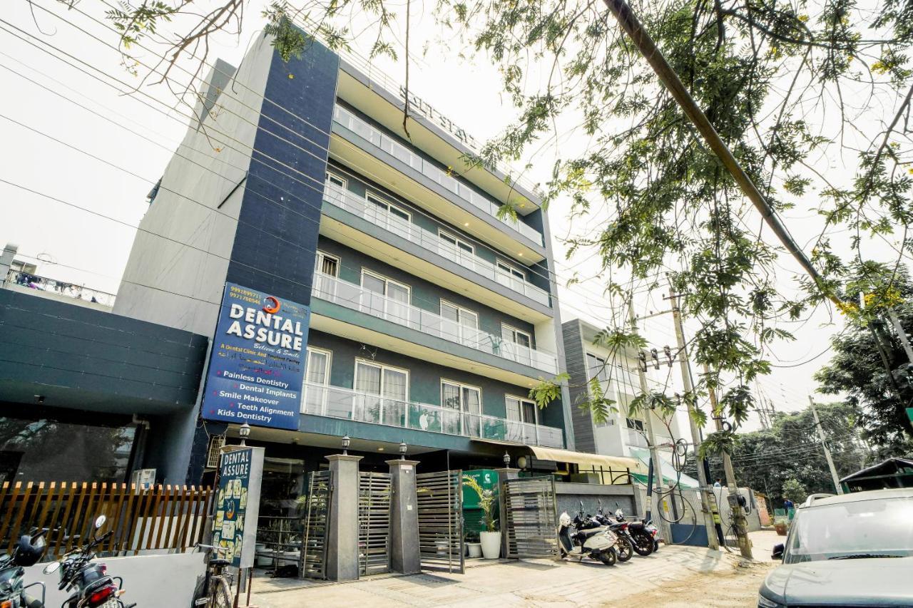 Saltstayz Express - Medicity Near Medanta Hospital Gurgaon Exterior photo